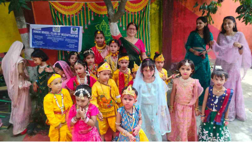 इनरव्हील क्लब मुजफ्फरपुर द्वारा किड्स वैली स्कूल में जन्माष्टमी का आयोजन